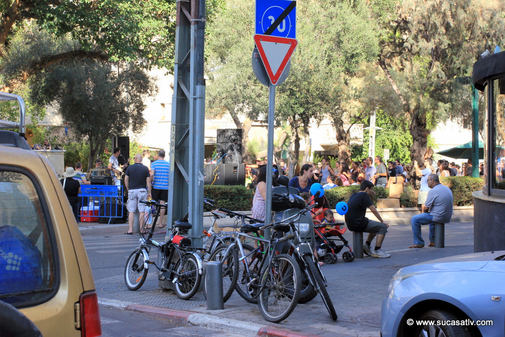 It's people - Tel Avivians living the life in Tel Aivv by Su Casa TLV Real Estate 