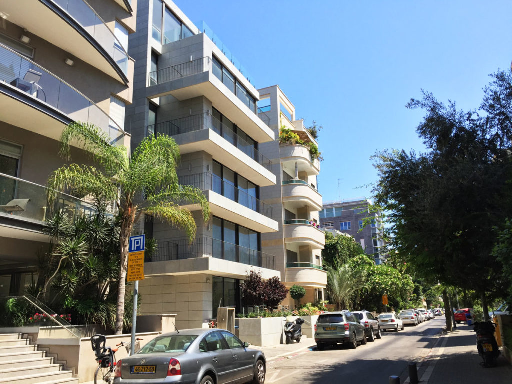 New apartment buildings are taking place in some of Central Tel Aviv’s most sought after streets, like this top location street - A.D.Gordon in Central Tel Aviv, only steps to the Tel Aviv marina. Photo by Su Casa Tel Aviv Real Estate. All Rights Reserved.